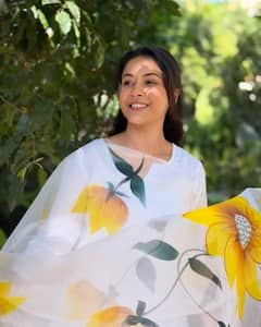 Shehnaaz Gill Makes A White Ensemble Dreamy With Floral Dupatta, PICS