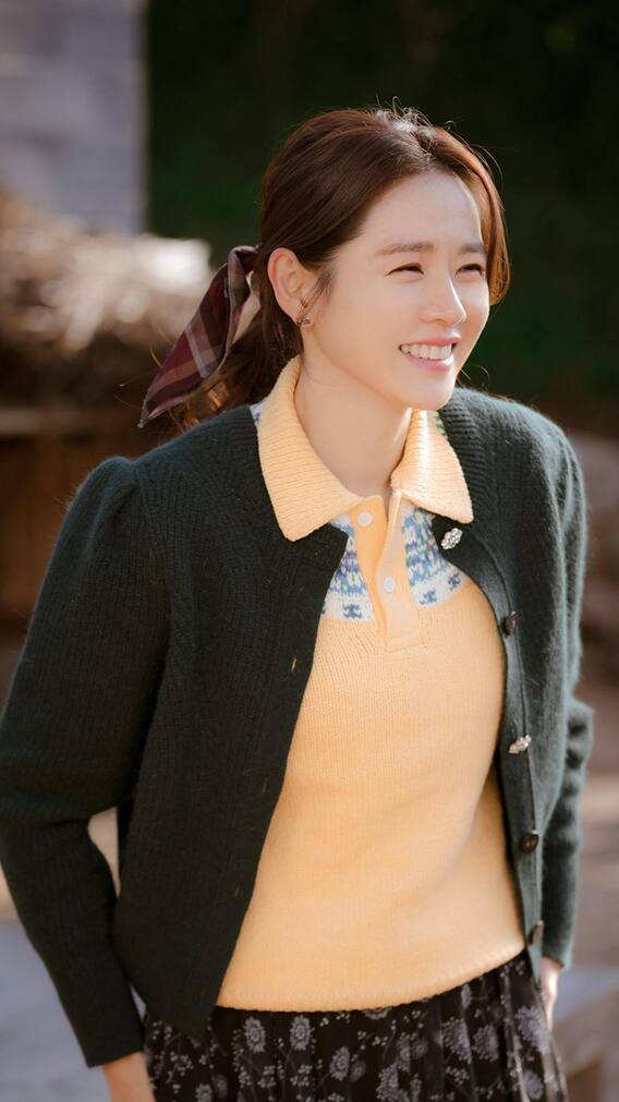 कोरियन सीरीज क्रैश लैंडिंग ऑन यू एक्ट्रेस सन ये-जिन जैसी स्किन चाहिए, तो अपनाएं ये 5 तरीके