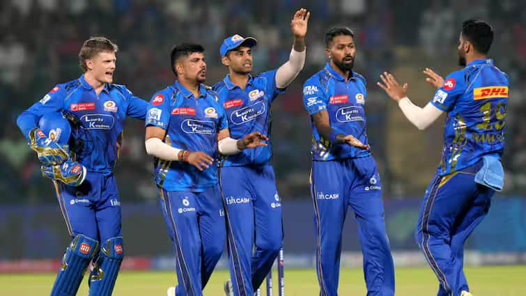 IPL 2025: 6 મેચમાંથી 4મા હાર, જાણો પ્લેઓફમાં પહોંચવા માટે મુંબઈ ઈન્ડિયન્સની આશા કેટલી જીવંત; આ રહ્યું આખું ગણિત mi playoffs scenario 2025 how many matches are left for mumbai indians and their chance of qualifying IPL 2025: 6 મેચમાંથી 4મા હાર, જાણો પ્લેઓફમાં પહોંચવા માટે મુંબઈ ઈન્ડિયન્સની આશા કેટલી જીવંત; આ રહ્યું આખું ગણિત