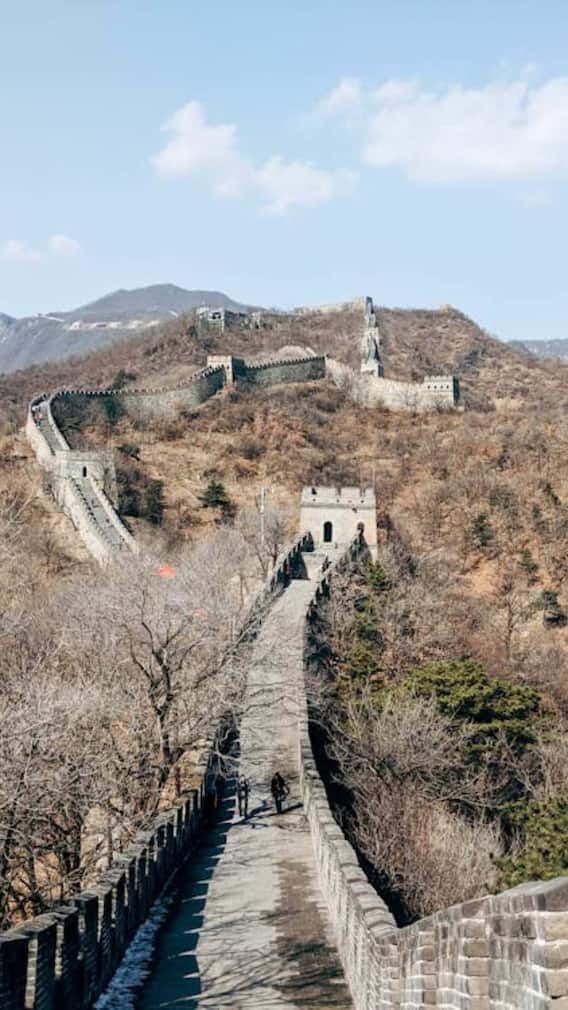 पैदल पार करें चीन की दीवार तो कितना वक्त लगेगा?