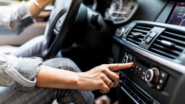 সাবধান না হলে তীব্র গরমের মধ্যে একটা সামান্য জলের বোতলের কারণেই আপনার গাড়িতে আগুন লেগে যেতে পারে।