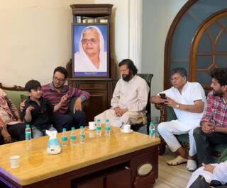 ਹੰਸ ਰਾਜ ਹੰਸ ਦੇ ਘਰ ਪਹੁੰਚੇ ਗੁਰਦਾਸ ਮਾਨ, ਪਰਿਵਾਰ ਨਾਲ ਦੁੱਖ ਕੀਤਾ ਸਾਂਝਾ