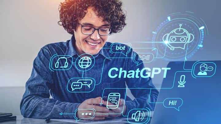 ChatGPT যদি ওই সব তথ্য মজুত না করেও রাখে, ডেটা চুরির ঝুঁকি কিন্তু থেকেই যায়। আপনার ব্যক্তিগত তথ্য় ব্যবহার করে অপরাধ ঘটাতে পারেন অপরাধীরা, তাতে আপনি বিপাকে পড়তে পারেন।