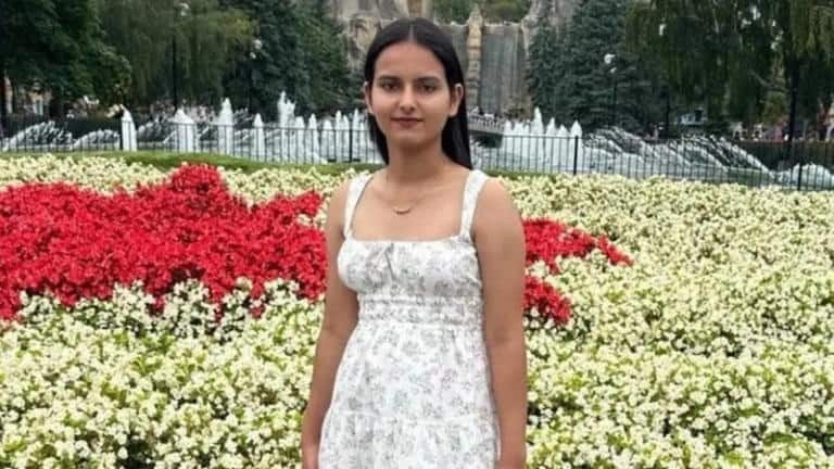 Indian girl murdered in Canada, shooter from car fired at student standing at bus stop Crime News : કેનેડામાં ભારતીય યુવતીની હત્યા, કારમાંથી શૂટરે બસ સ્ટોપ પર ઉભેલી વિદ્યાર્થિની પર કર્યું ફાયરિંગ