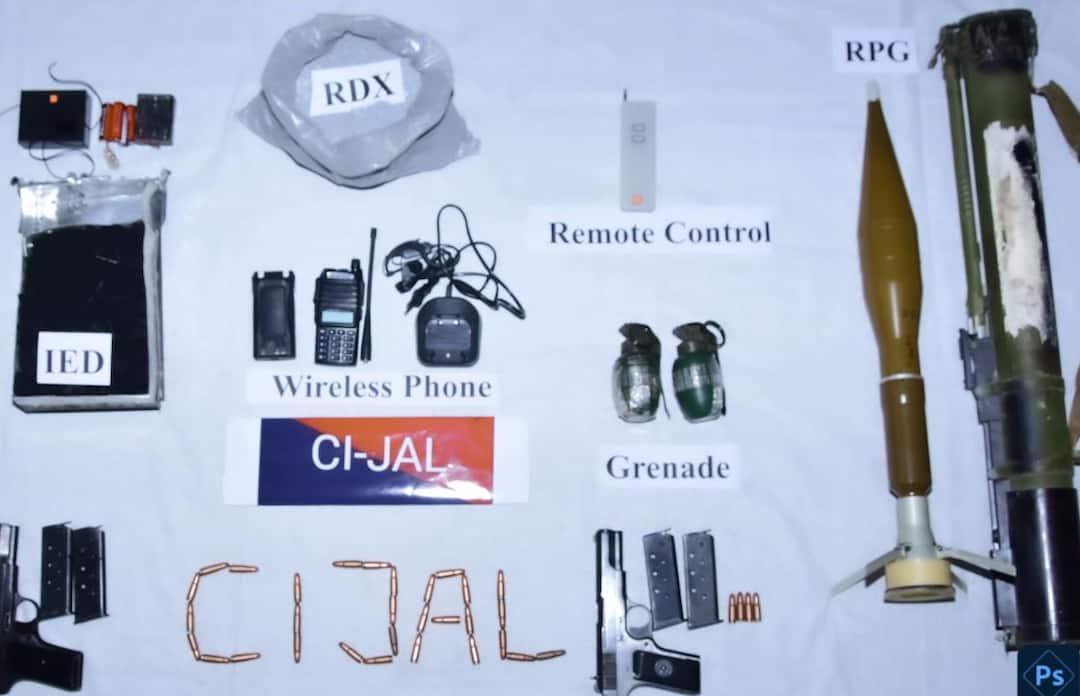 Punjab Police arrested 4 ISI terrorists arrested with huge arms and bombs know full details ਪੰਜਾਬ 'ਚ ISI ਦੇ 4 ਅੱਤਵਾਦੀ ਗ੍ਰਿਫ਼ਤਾਰ, 2 ਕਿਲੋ RDX, ਗ੍ਰਨੇਡ ਤੇ RPG ਸਮੇਤ ਕਈ ਹਥਿਆਰ ਬਰਾਮਦ, ਜਾਣੋ ਕੌਣ ਸੀ ਇਨ੍ਹਾਂ ਦਾ ਟਾਰਗੇਟ ?