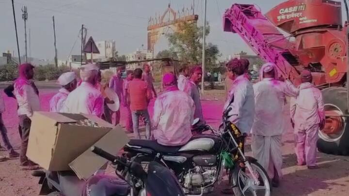 त्यामुळे या विजयाचा जोरदार जल्लोष करमाळा तालुक्यात दिसत असून या यशामागे माढ्याचे खासदार धैर्यशील मोहिते पाटील आणि करमाळ्याचे आमदार नारायण आबा पाटील यांचे प्रयत्न फळाला आले आहेत.