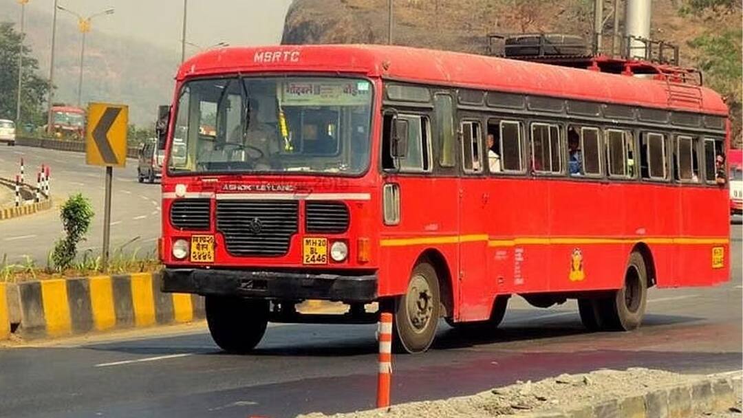 ST कर्मचाऱ्यांच्या PF गुंतवणुकीवरील 100 कोटी रुपये व्याज बुडीत, श्रीरंग बरगेंच्या दाव्याने खळबळ! ST employees PF investment of RS 100 crore goes missing Shrirang Barge claim creates a stir Marathi News ST कर्मचाऱ्यांच्या PF गुंतवणुकीवरील 100 कोटी रुपये व्याज बुडीत, श्रीरंग बरगेंच्या दाव्याने खळबळ!