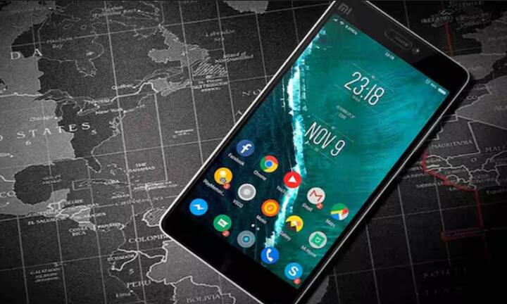 ਇਸ ਨਾਲ ਤੁਹਾਡੀ ਪ੍ਰਾਈਵੇਸੀ ਬਣੀ ਰਹੇਗੀ ਅਤੇ ਕੋਈ ਵੀ ਐਪ ਬਿਨਾਂ ਪੁੱਛੇ ਤੁਹਾਡੀ ਗੱਲ ਨਹੀਂ ਸੁਣ ਸਕੇਗੀ। ਨਾਲ ਹੀ, ਐਪਸ ਪਹਿਲਾਂ ਵਾਂਗ ਹੀ ਕੰਮ ਕਰਨਗੀਆਂ ਪਰ ਉਨ੍ਹਾਂ ਦੀ ਮਾਈਕ੍ਰੋਫੋਨ ਐਕਸੈਸ ਲਿਮਿਟਿਡ ਰਹੇਗੀ। ਇਸੇ ਤਰ੍ਹਾਂ, ਤੁਸੀਂ ਫੋਨ ਵਿੱਚ ਕੈਮਰਾ ਐਕਸੈਸ ਨੂੰ ਵੀ ਕੰਟਰੋਲ ਕਰ ਸਕਦੇ ਹੋ।