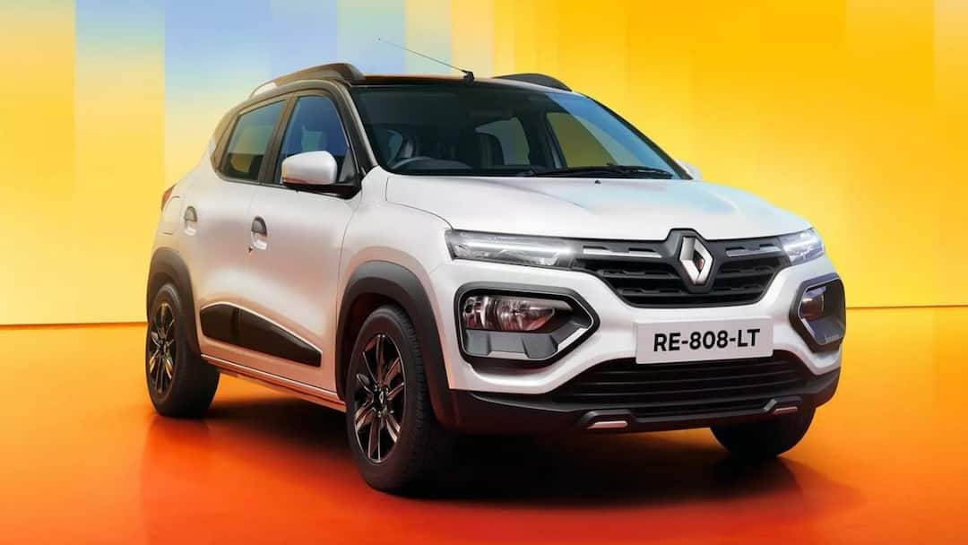 Renault Kwid Finance Plan 30 Thousand Salary on EMI 1 Lakh rupees down payment details 30 हजार रुपये सैलरी वाले भी आसानी से खरीद सकते हैं Renault की ये कार, जानें EMI का हिसाब