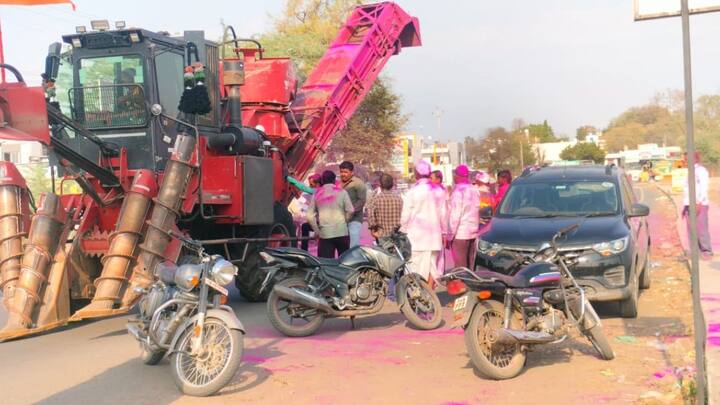 करमाळ्यात विधानसभेपाठोपाठ शरद पवार गटाने अजित पवार गटाला मोठा दणका दिलाय.