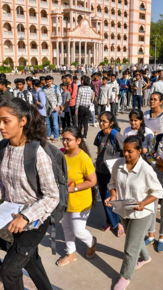 बोर्ड परीक्षा में फेल होने पर कैसे बचा सकते हैं साल