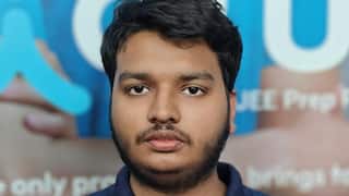 JEE Main 2025: दिल्ली में हर्ष झा ने 100 पर्सेंटाइल के साथ लहराया परचम, बताए सफलता के राज