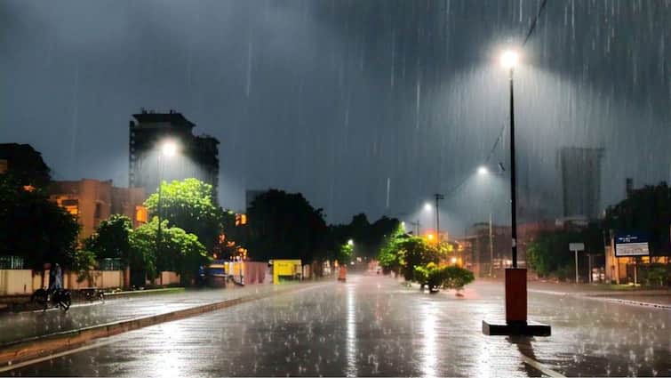 Tamilnadu Rain Updates Today Next 2 Hours Upto 7 Pm Check List 9 மாவட்டங்கள் லிஸ்ட்..இன்று இரவு மழைக்கு வாய்ப்பு