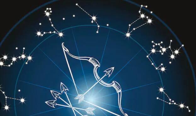 ਧਨੁ ਰਾਸ਼ੀ ਧਨੁ ਰਾਸ਼ੀ ਵਿੱਚ ਚੰਦਰਮਾ ਹੋਵੇਗਾ ਅਤੇ ਇਸ ਦਿਨ ਮੂਲ ਅਤੇ ਪੂਰਵਾਸ਼ਾਦ ਨਕਸ਼ਤਰਾਂ ਦਾ ਵੀ ਪ੍ਰਭਾਵ ਹੋਵੇਗਾ। ਇਸ ਕਾਰਨ, ਅੱਜ ਭਾਵਨਾਵਾਂ ਤੁਹਾਡੇ ਉੱਤੇ ਹਾਵੀ ਹੋ ਸਕਦੀਆਂ ਹਨ। ਛੋਟੀਆਂ-ਛੋਟੀਆਂ ਗੱਲਾਂ ਤੁਹਾਨੂੰ ਨੁਕਸਾਨ ਪਹੁੰਚਾ ਸਕਦੀਆਂ ਹਨ ਅਤੇ ਲੋਕਾਂ ਤੋਂ ਤੁਹਾਡੀਆਂ ਉਮੀਦਾਂ ਬਹੁਤ ਜ਼ਿਆਦਾ ਹੋ ਸਕਦੀਆਂ ਹਨ। ਇਸ ਕਰਕੇ, ਜੇਕਰ ਕੁਝ ਤੁਹਾਡੇ ਸੋਚੇ ਅਨੁਸਾਰ ਨਹੀਂ ਹੁੰਦਾ, ਤਾਂ ਤੁਹਾਡਾ ਦਿਨ ਭਰ ਦਾ ਮੂਡ ਖਰਾਬ ਹੋ ਸਕਦਾ ਹੈ। ਤੁਹਾਡਾ ਧਿਆਨ ਕੰਮ 'ਤੇ ਘੱਟ ਰਹੇਗਾ ਅਤੇ ਛੋਟੀਆਂ-ਛੋਟੀਆਂ ਗੱਲਾਂ 'ਤੇ ਮੂਡ ਬਦਲ ਸਕਦਾ ਹੈ।