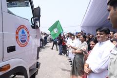 GPS, सेंसर से लैस वॉटर टैंकर को CM रेखा गुप्ता दिखाई हरी झंडी, AAP  पर कसा तंज