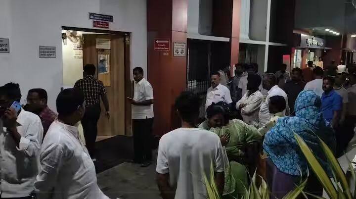 आत्महत्येपूर्वी डॉ. वळसंगकर यांनी एक चिट्ठी लिहलेली होती, यामध्ये मनीषा मुसळे-माने हिच्यामुळेच टोकाचे पाऊल उचलत असल्याचा आरोप डॉ. शिरीष वळसंगकर केलाय.