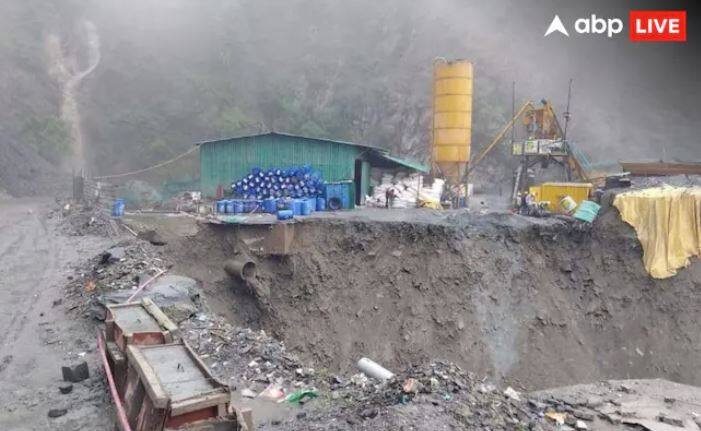 ਜੰਮੂ-ਕਸ਼ਮੀਰ ਵਿੱਚ ਪਿਛਲੇ 24 ਘੰਟਿਆਂ ਤੋਂ ਲਗਾਤਾਰ ਮੀਂਹ ਅਤੇ ਤੇਜ਼ ਹਵਾਵਾਂ ਕਾਰਨ ਕਈ ਇਲਾਕਿਆਂ ਵਿੱਚ ਬਹੁਤ ਨੁਕਸਾਨ ਹੋਇਆ ਹੈ। ਅਧਿਕਾਰੀਆਂ ਨੇ ਚੇਤਾਵਨੀ ਜਾਰੀ ਕੀਤੀ ਹੈ ਅਤੇ ਲੋਕਾਂ ਨੂੰ ਫਿਲਹਾਲ ਸੜਕ ਰਾਹੀਂ ਯਾਤਰਾ ਨਾ ਕਰਨ ਦੀ ਸਲਾਹ ਦਿੱਤੀ ਹੈ।