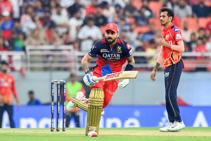 कोहली ने डेविड वार्नर का रिकॉर्ड तोड़ा है. कोहली का यह 67वां पचास से ज्यादा का स्कोर था. वार्नर ने आईपीएल में 66 बार पचास से ज्यादा का स्कोर बनाया है.