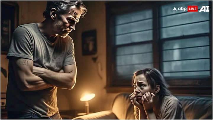 આ દેશ છે ફિલિપાઈન્સ. વેટિકન સિટી પછી, ફિલિપાઈન્સ દુનિયાનો એકમાત્ર એવો દેશ છે જ્યાં છૂટાછેડાને કાયદાકીય માન્યતા આપવામાં આવતી નથી. આનો અર્થ એ છે કે ભલે પતિ-પત્નીના સંબંધો ગમે તેટલા ખરાબ થઈ જાય અને તેઓ સાથે રહેવા માંગતા ન હોય, તેઓ કાયદેસર રીતે છૂટાછેડા લઈને સંપૂર્ણપણે અલગ થઈ શકતા નથી.