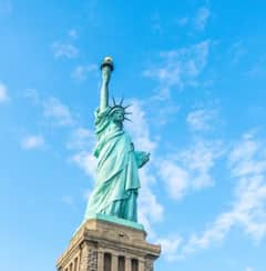 US 'ਚ ਭਾਰਤੀ ਵਿਦਿਆਰਥੀਆਂ 'ਚ ਖੌਫ, ਟਰੰਪ ਵੱਲੋਂ 50% ਸਟੂਡੈਂਟਾਂ ਦੇ ਵੀਜ਼ੇ ਰੱਦ