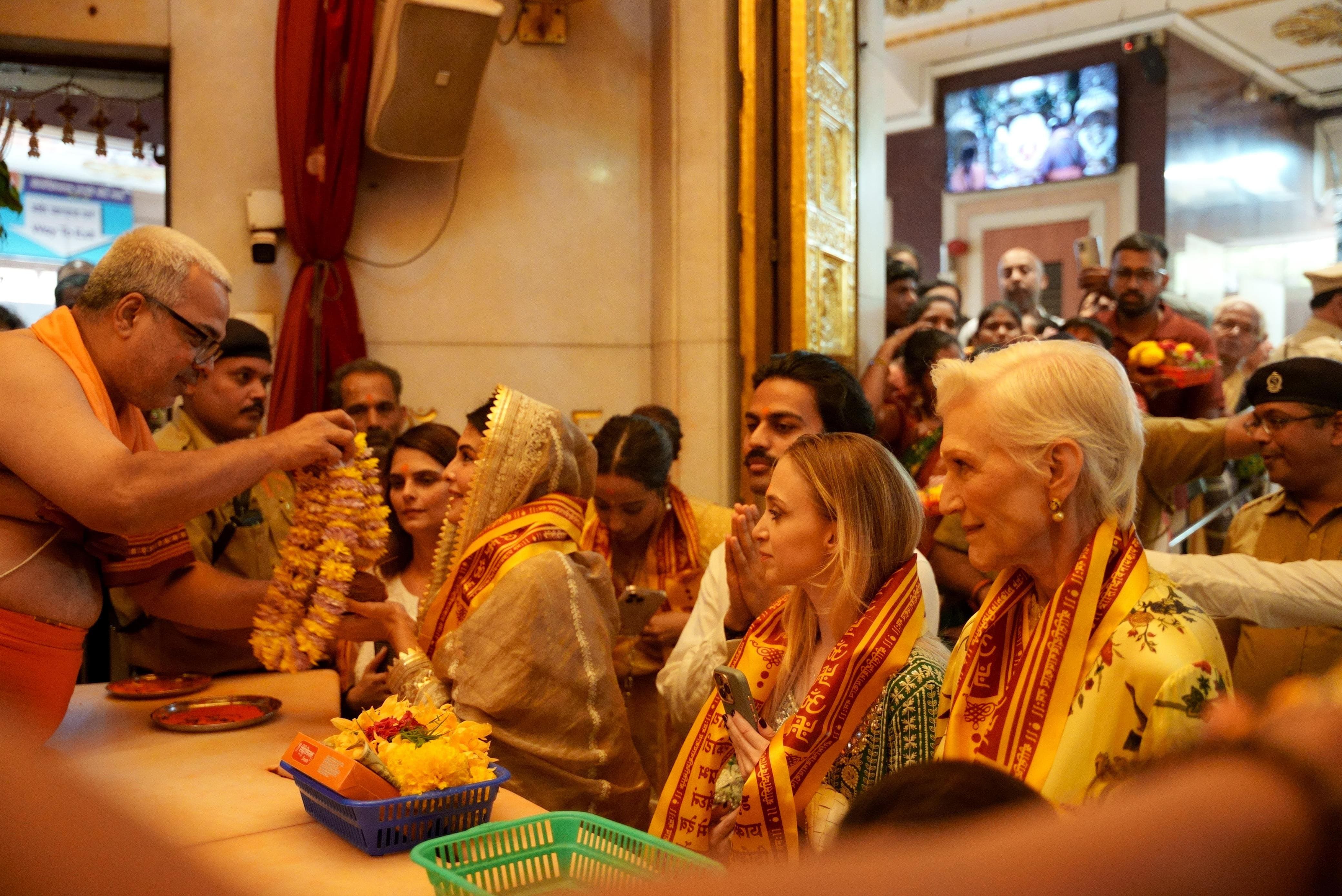 Jacqueline Fernandez Visits Mumbai’s Siddhivinayak Temple With Elon Musk's Mother Maye Musk. See Pics
