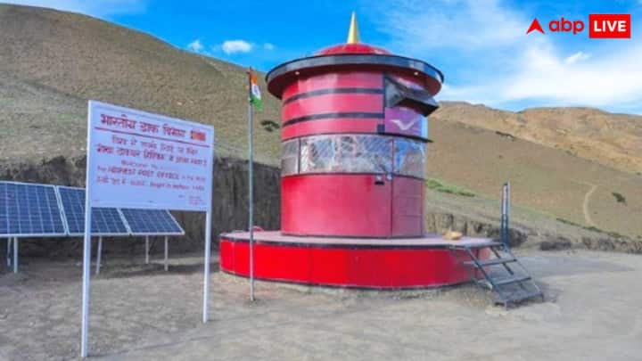 यह स्कीम इसलिए भी बेहतर है क्योंकि आपको पहले से ही पता होता है कि 5 साल बाद आपको कितना पैसा मिलेगा. आप किसी भी पोस्ट ऑफिस शाखा में जाकर आसानी से आरडी खाता खोल सकते हैं.