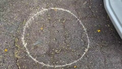 दोन अज्ञात तरुण बाईकवरून आले, उद्योगपतीच्या घराच्या दिशेने केला बेछूट गोळीबार, अंबरनाथमध्ये खळबळ