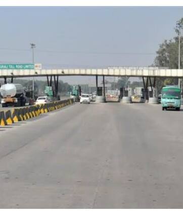 ਮੰਤਰਾਲੇ ਨੇ ਸੈਟੇਲਾਈਟ-ਅਧਾਰਤ ਟੋਲ ਪ੍ਰਣਾਲੀ ਲਾਗੂ ਕਰਨ ਬਾਰੇ ਅਟਕਲਾਂ ਨੂੰ ਸਪੱਸ਼ਟ ਕਰਦੇ ਹੋਏ ਕਿਹਾ ਕਿ ਅਜਿਹਾ ਕੋਈ ਫੈਸਲਾ ਨਹੀਂ ਲਿਆ ਗਿਆ ਹੈ ਅਤੇ ਲੋਕਾਂ ਨੂੰ ਅਜਿਹੇ ਦਾਅਵਿਆਂ ਨਾਲ ਗੁੰਮਰਾਹ ਨਹੀਂ ਹੋਣਾ ਚਾਹੀਦਾ। ਕੇਂਦਰ ਸਰਕਾਰ ਨੇ ਕਿਹਾ ਕਿ ਵਾਹਨਾਂ ਦੀ ਨਿਰਵਿਘਨ ਆਵਾਜਾਈ ਨੂੰ ਵਧਾਉਣ ਅਤੇ ਟੋਲ ਪਲਾਜ਼ਿਆਂ 'ਤੇ ਭੀੜ ਨੂੰ ਘਟਾਉਣ ਲਈ ਚੋਣਵੇਂ ਸਥਾਨਾਂ 'ਤੇ ਆਟੋਮੈਟਿਕ ਨੰਬਰ ਪਲੇਟ ਪਛਾਣ (ANPR)-FASTag ਅਧਾਰਤ ਮੁਸ਼ਕਲ ਰਹਿਤ ਟੋਲਿੰਗ ਪ੍ਰਣਾਲੀ ਸ਼ੁਰੂ ਕੀਤੀ ਜਾਵੇਗੀ।
