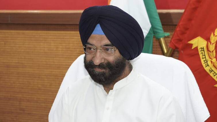 Delhi: 'अवैध मीट की दुकानों पर कार्रवाई धार्मिक नहीं', मनजिंदर सिंह सिरसा का बड़ा बयान Manjinder Singh Sirsa big statement Action against illegal meat shops not religious Delhi: 'अवैध मीट की दुकानों पर कार्रवाई धार्मिक नहीं', मनजिंदर सिंह सिरसा का बड़ा बयान
