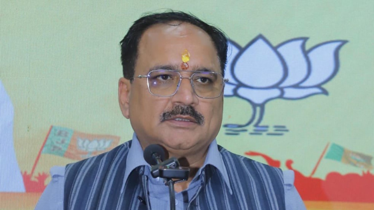 पार्षदों के इस्तीफों को AAP ने बताया BJP की साजिश, वीरेंद्र सचदेवा ने किया पलटवार, ‘सच ये है कि…’