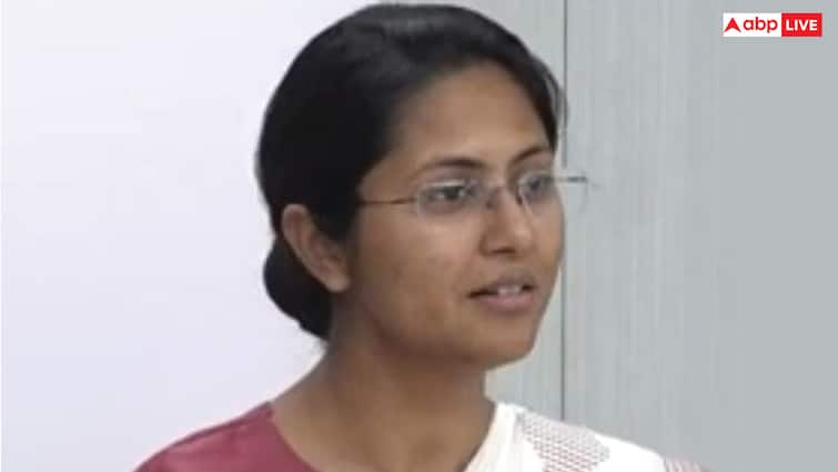 Who is Harshita Goyal UPSC CSE Result Secure Second Rank UPSC CSE परीक्षा में हर्षिता गोयल बनीं सेकंड टॉपर, यहां से की है पढ़ाई