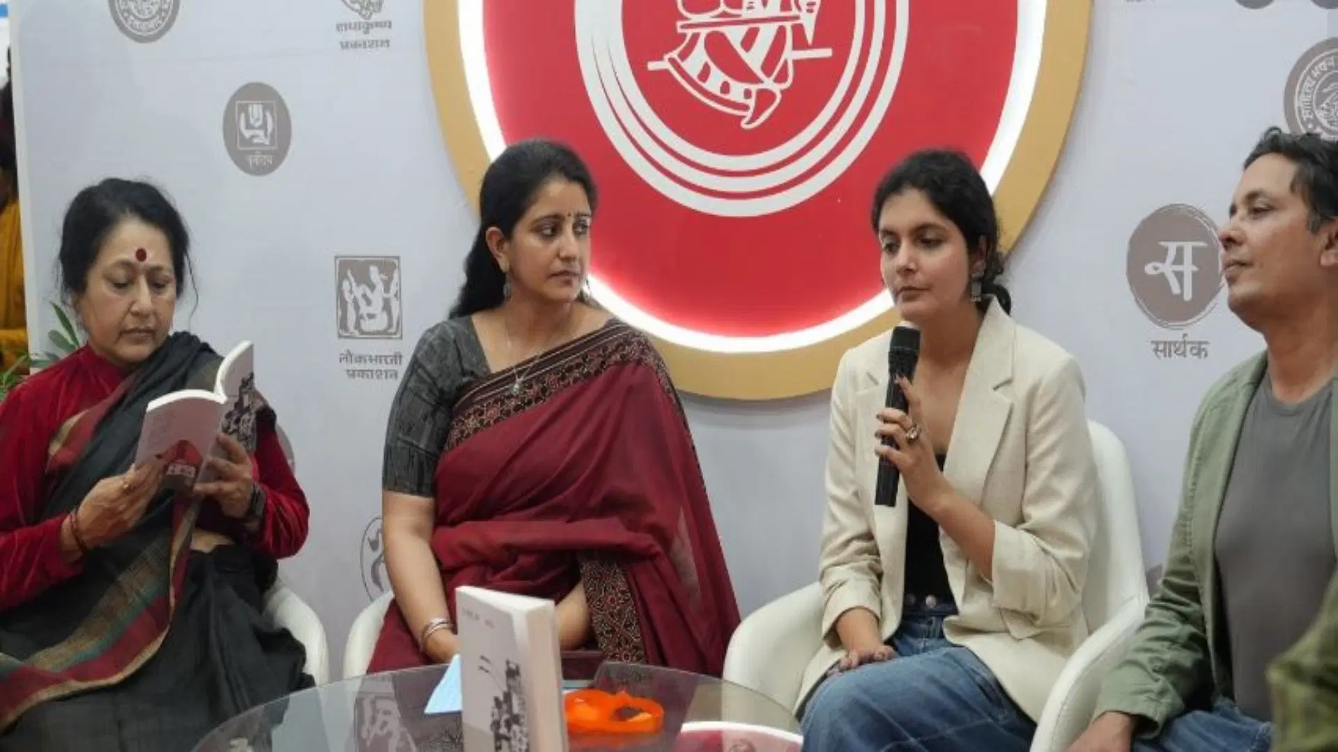 Padmaja: 20 ఏళ్ల తర్వాత నడవడం కూడా మర్చిపోతే ? - ఈ పద్మజ గజనీ కాదు అంత కంటే ...