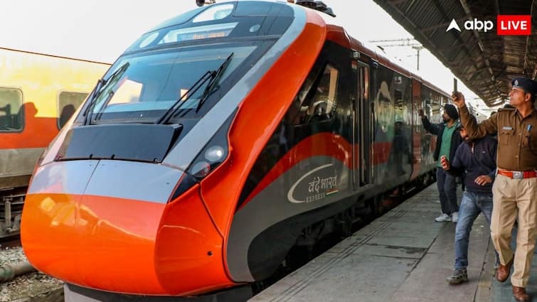 indian railway rules if you are going to give exam you can get seat in train एग्जाम देने के लिए जाना है दूसरे शहर? ट्रेन में ऐसे मिल सकती है सस्ती टिकट