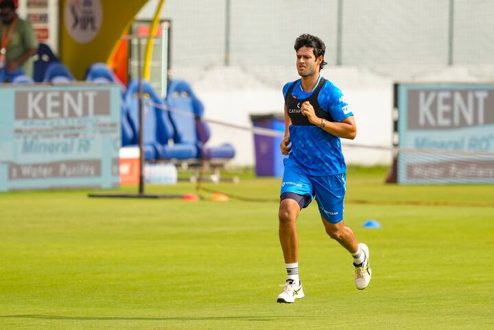 शिवम दुबेनं ज्या खेळाडूंना मदत करण्याचा निर्णय घेतला ते टेबल टेनिस, आर्चरी, पॅरा अॅथलिटस, स्क्वाश, क्रिकेट, क्रिकेट, सर्फिंग, अॅथलिटस, बुद्धिबळ हे खेळ खेळतात. पीबी अभिनंध (टेनिस), केएस व्हेनिसा श्री (आर्चरी), मुथुमीना वेल्लासामी (पॅरा अॅथलिटस), शमीना रियाझ (स्क्वाश), जयंत आरके (क्रिकेट), एस. नंधना (क्रिकेट), कमाली (सर्फिंग), आर. अभिन्या, आसी जिथीन अर्जुनन (अॅथलिटस),  ए टक्कशांथ (बुद्धिबळ)