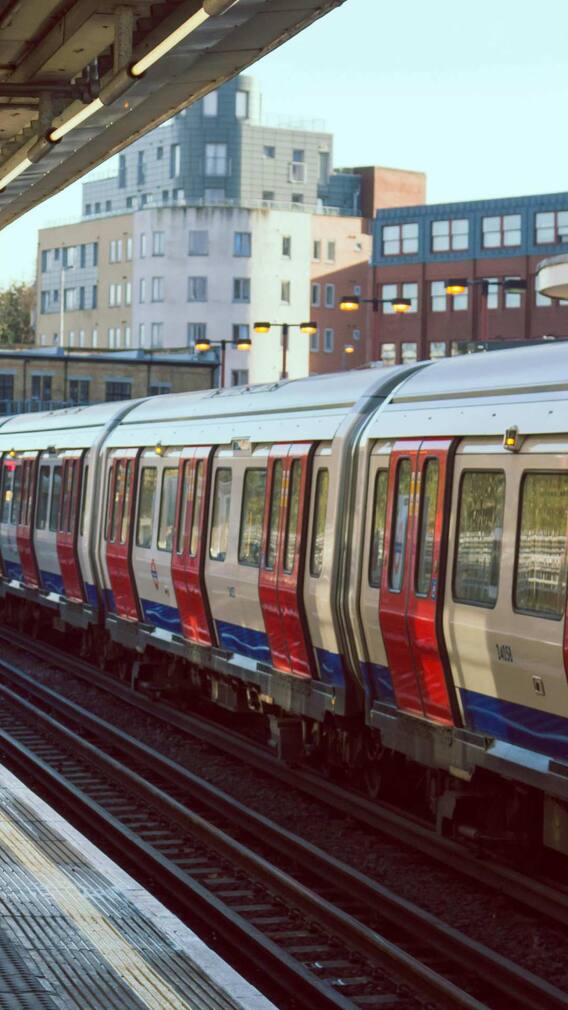 भारत की किस ट्रेन में लगते हैं सबसे ज्यादा कोच