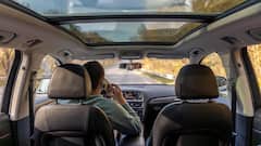 5-स्टार सेफ्टी के साथ सनरूफ फीचर भी, 10 लाख रुपये के बजट में आती हैं ये शानदार कारें