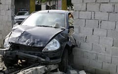 ਜੇ ਹਵਾ ਕਾਰਨ ਕਾਰ 'ਤੇ ਡਿੱਗ ਜਾਵੇ ਕੰਧ ਤਾਂ ਕੀ ਤੁਹਾਨੂੰ ਮਿਲੇਗਾ ਬੀਮਾ ? ਜਾਣੋ ਕੀ ਨੇ ਨਿਯਮ