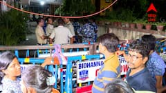 'আন্দোলন চলবে,' SSC চেয়ারম্যানের সঙ্গে বৈঠকেও কাটল না জট
