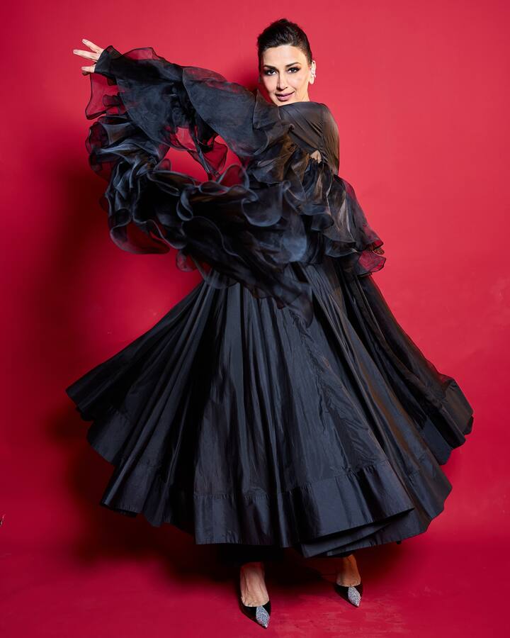 वयाच्या 48 व्या वर्षी देखील अभिनेत्रीचं सौंदर्य कमी झालेलं नाही