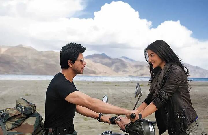 जब तक है जान (Jab Tak Hai Jaan): शाहरुख खान, कतरिना कैफ स्टारर 'जब तक है जान' सिनेमाचं शुटींगसुद्धा पहलगाममध्ये झालं आहे.