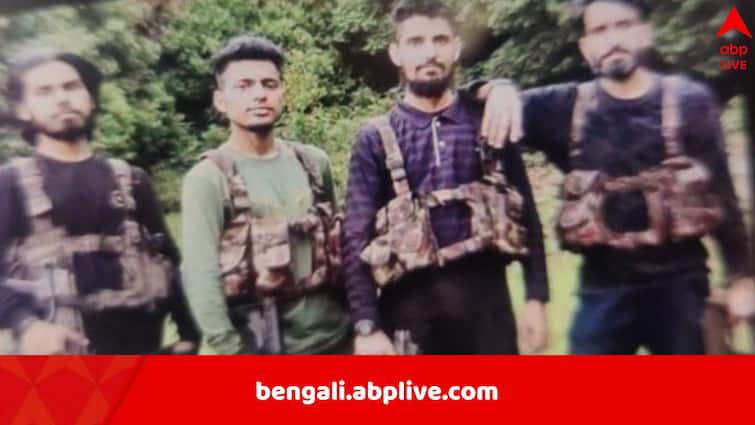 Kashmir updates Security agencies releases sketches of alleged terrorists who might have been involved in Pahalgam bloodshed Kashmir Terror Attack: উপত্যকায় মৃত্যুমিছিলের নেপথ্যে কি এরা? সন্দেহভাজন জঙ্গিদের ছবি সামনে এল