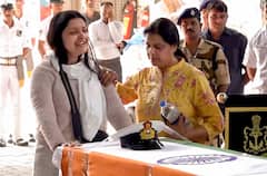 पत्नी की मेहंदी का रंग भी नहीं उतरा! ताबूत में लौटे लेफ्टिनेंट विनय नरवाल, तस्वीरें झकझोर देंगी