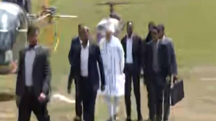 केंद्रीय गृहमंत्री अमित शाह यांनी घटनास्थळाची पाहणी केली. (photo credit- ANI)