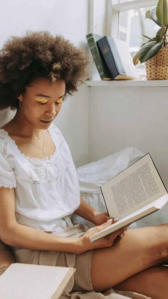 डे तो बहुत सुने होंगे लेकिन क्या है वर्ल्ड बुक नाइट, क्या होता है इस दिन?