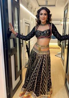 नो जिम-नो फैंसी डाइट, इस तरह खुद को टोंड और फिट रखती हैं निया शर्मा, GenZ गर्ल्स फॉलो करें उनका रूटीन