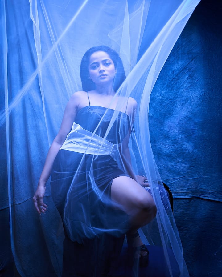 Shivali Parab special photoshoot : महाराष्ट्राची हास्यजत्रा फेम अभिनेत्री शिवाली परब हिने खास फोटोशूट केलंय.