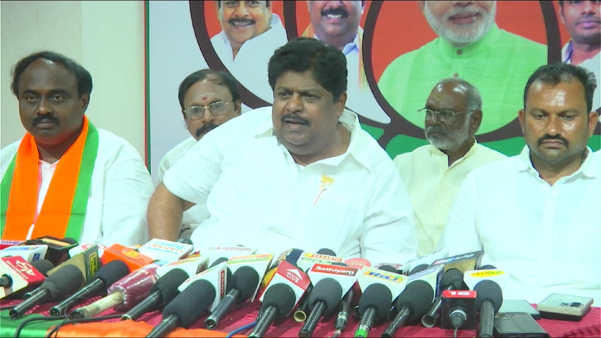 இரட்டை இலை கீழே... தாமரை மேல தான்.. பாஜக மாநிலத் துணைத்தலைவர் புதிய விளக்கம்