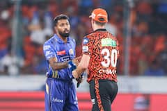 SRH vs MI : अभिषेक शर्मा, ट्रेविस हेडसह इशान किशन अन् नितीशकुमार रेड्डी फेल, हैदराबादच्या नवाबांची लाजिरवाणी कामगिरी