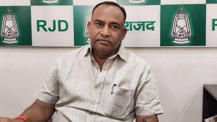 RJD MLA Kumar Sarvjeet targeted PM Modi And central government on Pahalgam terror Attack ann '25 के बदले 2500 आतंकवादियों को पाकिस्तान में जाकर मारो, तब ना बहादुरी'- RJD