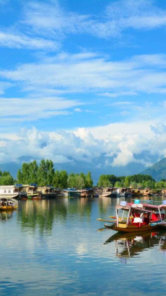 अप्रैल-मई की चिलचिलाती गर्मी में घूमने के लिए बेस्ट हैं जम्मू-कश्मीर की ठंडी वादियां